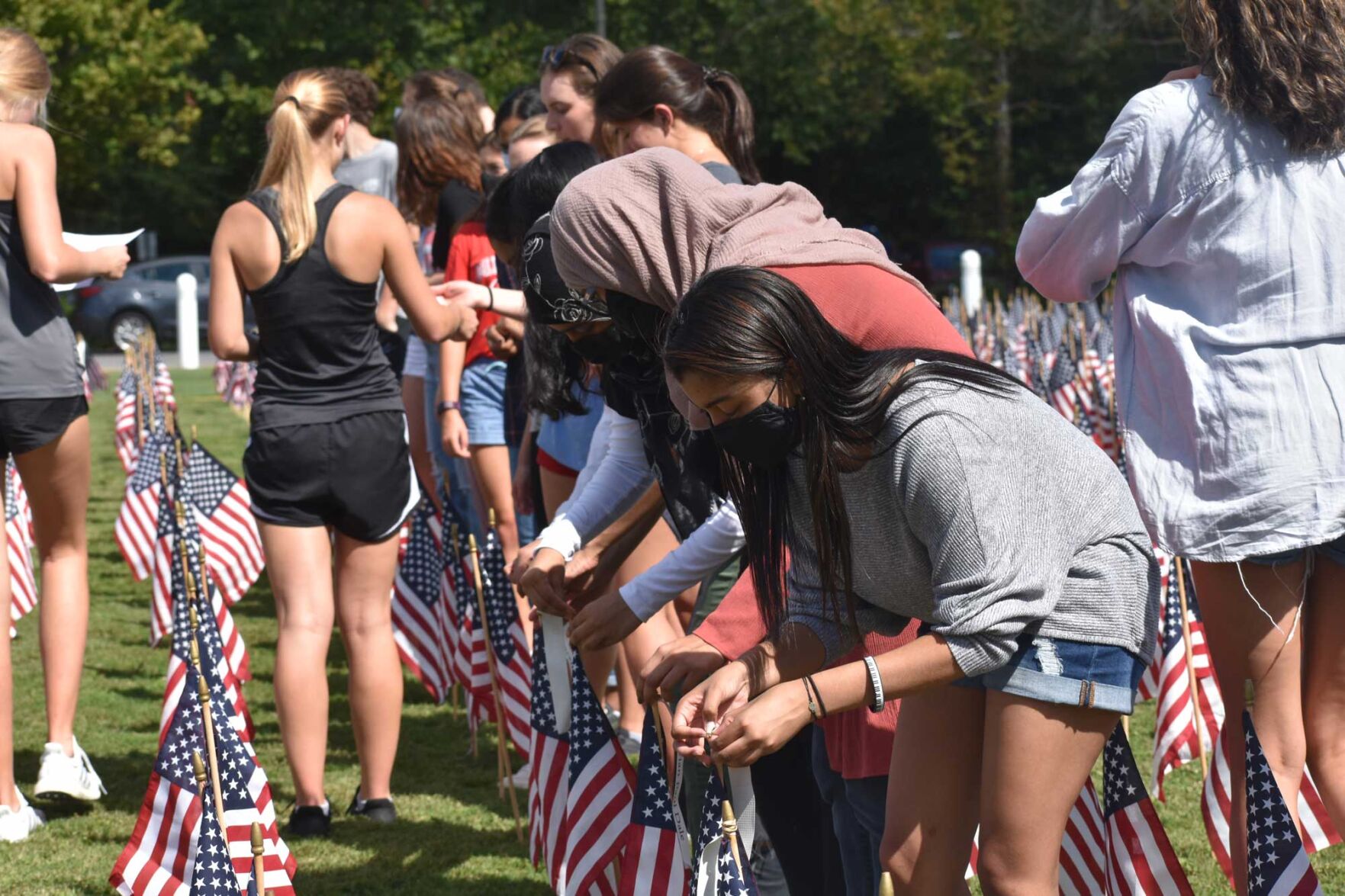 MH-0909-Flag-setup-2_w.jpg